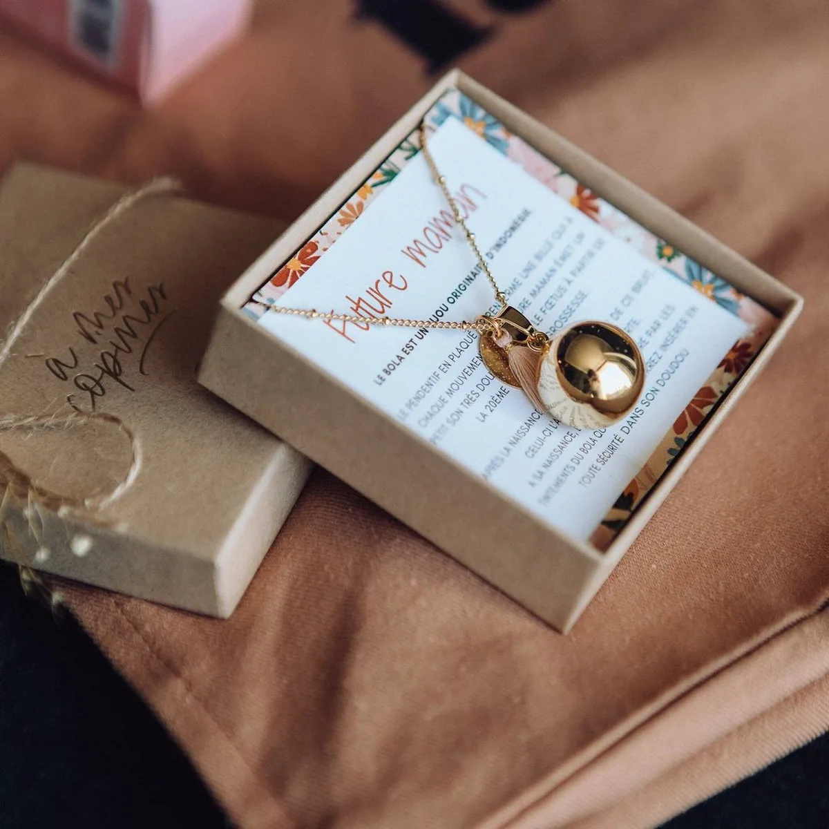 Bola De Grossesse Bohème Chic Or