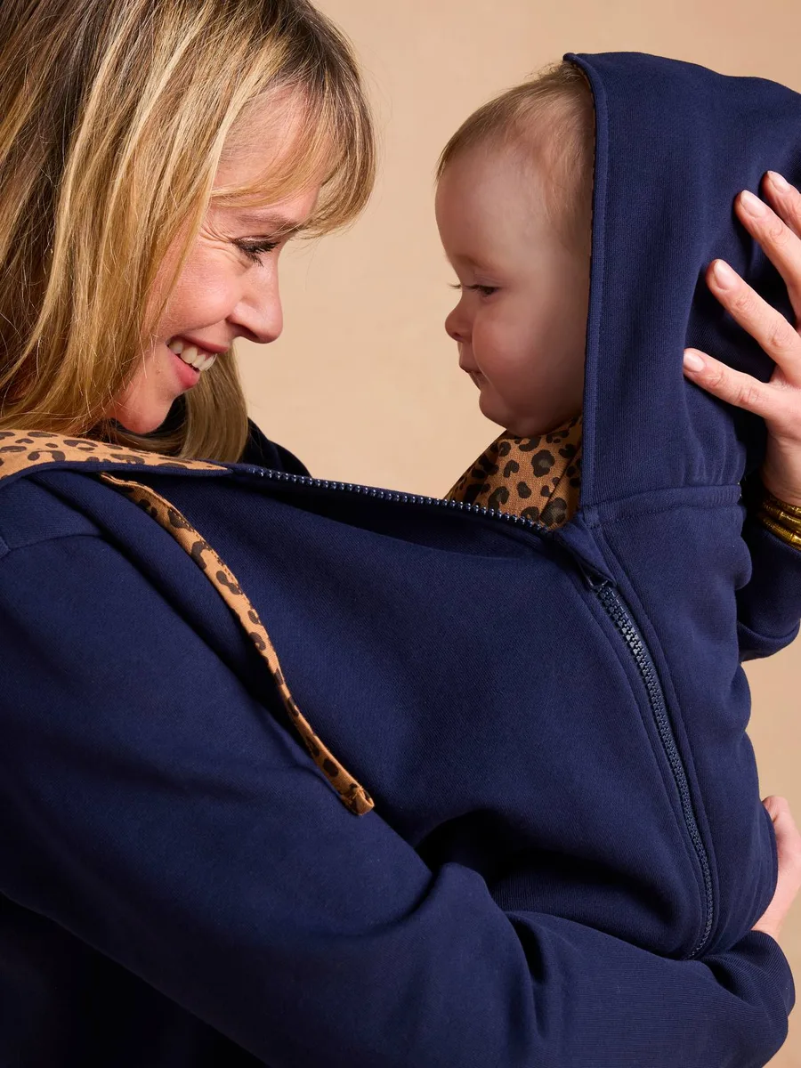 Sweat zippé évolutif avec protège-bébé marine