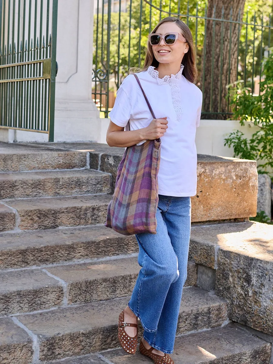 T-shirt de grossesse et allaitement brodé blanc
